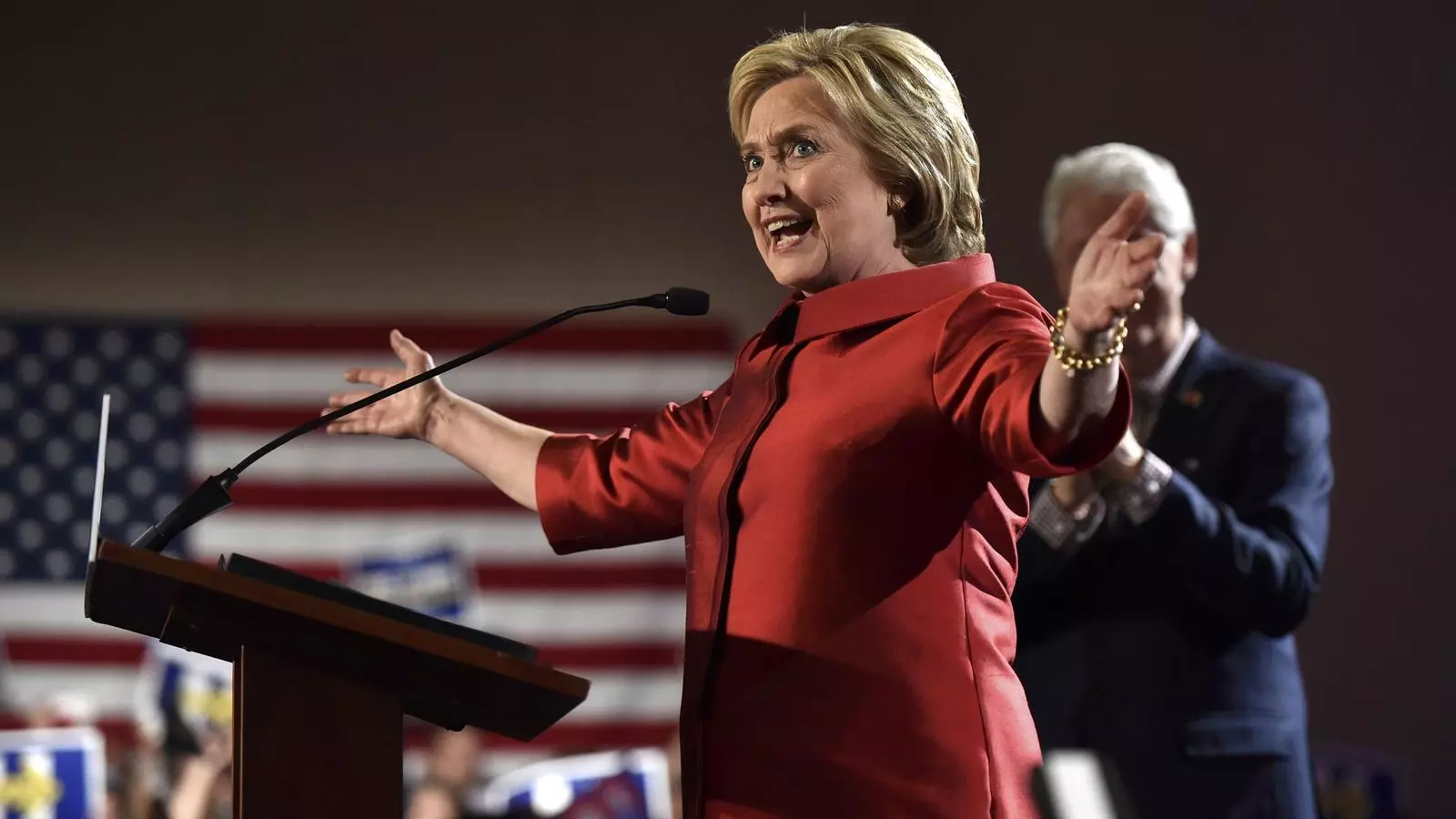 Clinton guanya els caucus de Nevada amb un marge estret
