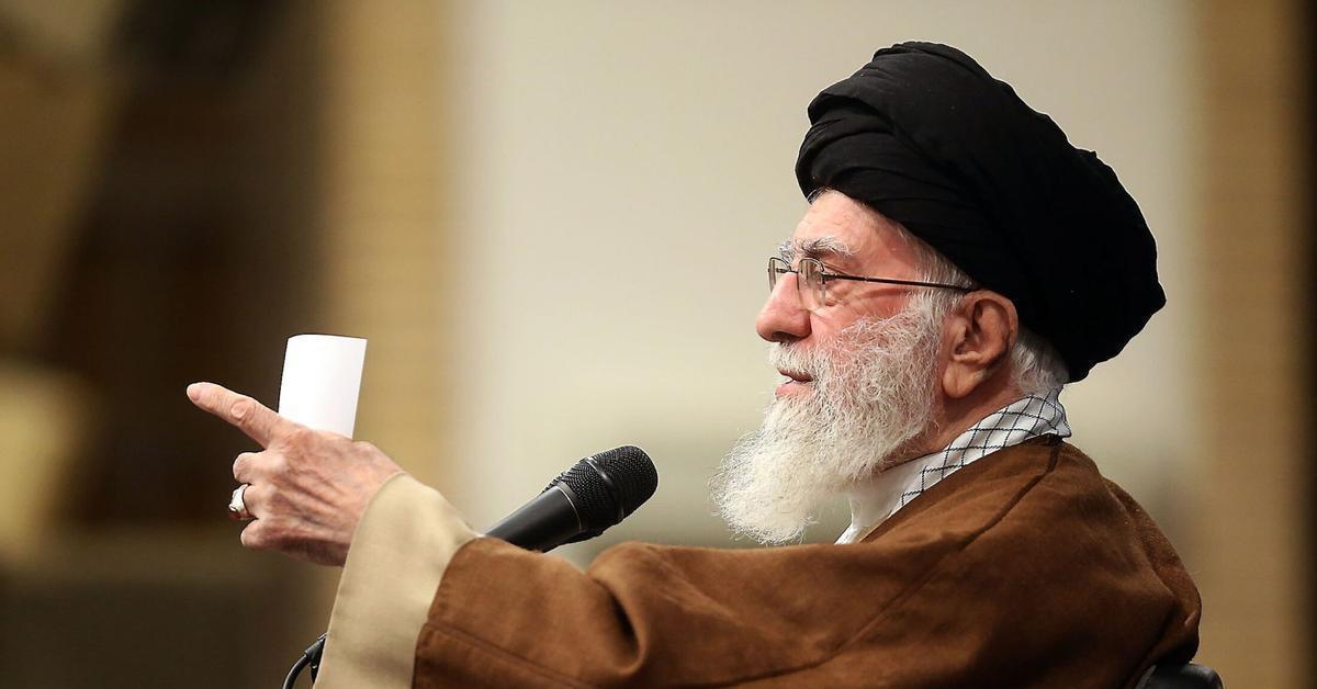 'Papuchi' in Tehran