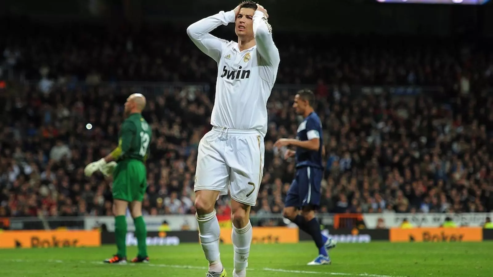 Cristiano Ronaldo, queixant-se al Madrigal / JASPER JUINEN / GETTY IMAGES