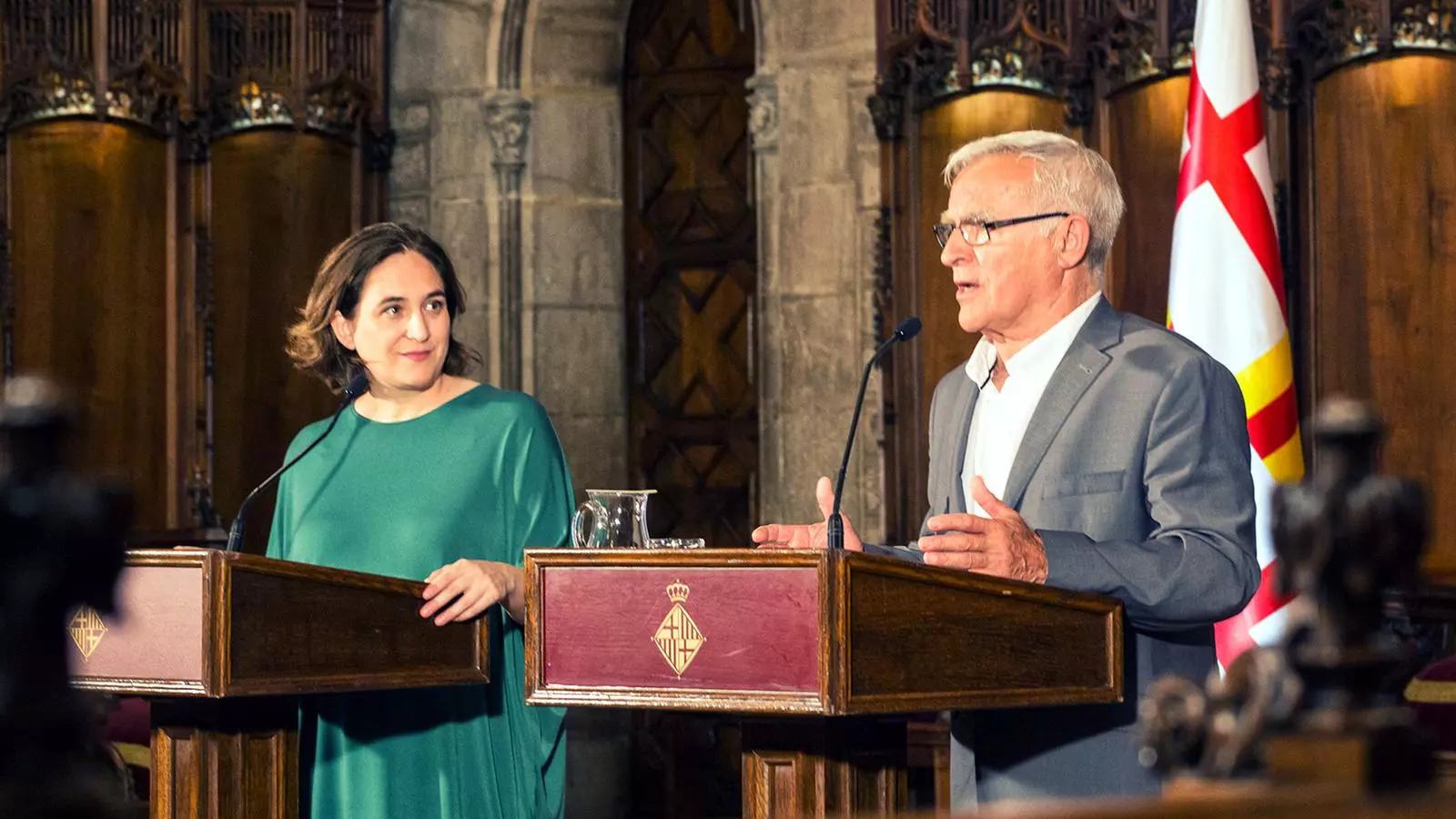 Ada Colau i Joan Ribó durant la seva compareixença.