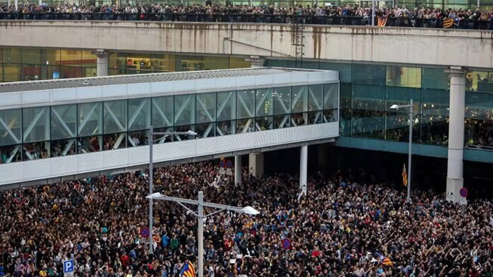 Tsunami Democràtic va impulsar l'acció de bloquejar l'aeroport el 14 d'octubre