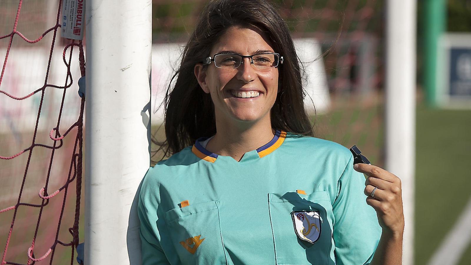 MARTA GALEGO: “Encara hi ha dies que arribo a l’estadi i em pregunten sorpresos: «Tu ets l’àrbitre?»”
