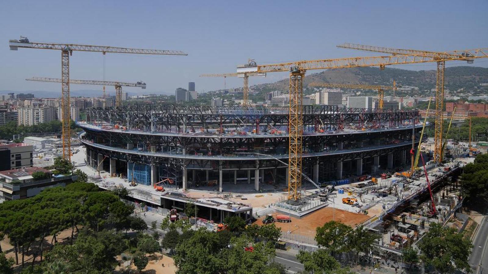 Camp Nou construction continues