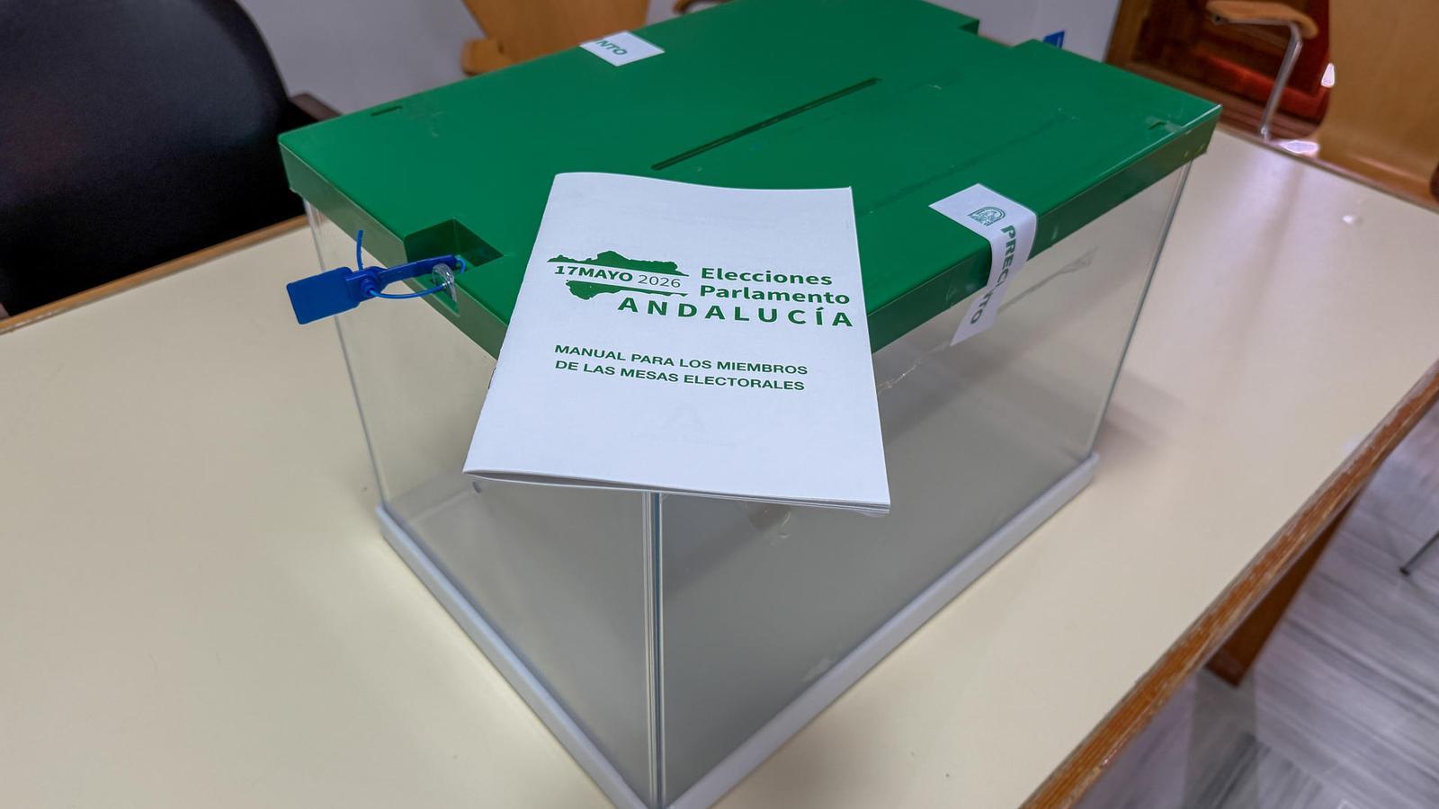 Urns prepared in a polling station in Castilleja de Guzmán, in Seville, located in the plenary hall of the town hall.