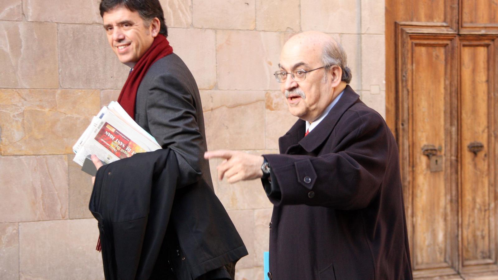 Lluís Recoder, conseller de Territori i Sostenibilitat, i Andreu Mas-Colell, conseller d'Economia i Coneixement.