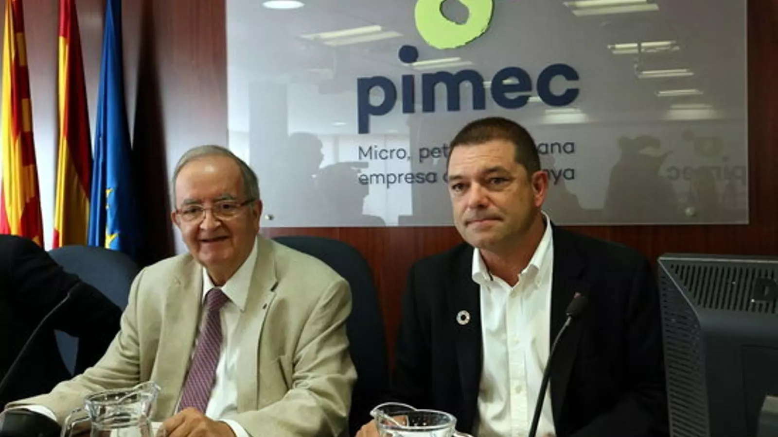 El president de la Pimec, Josep González, i el secretari d'Economia, Joaquim Ferrer.