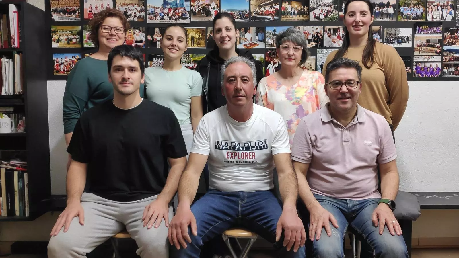 La nova junta directiva del grup folklore 'Casa de Portugal'.