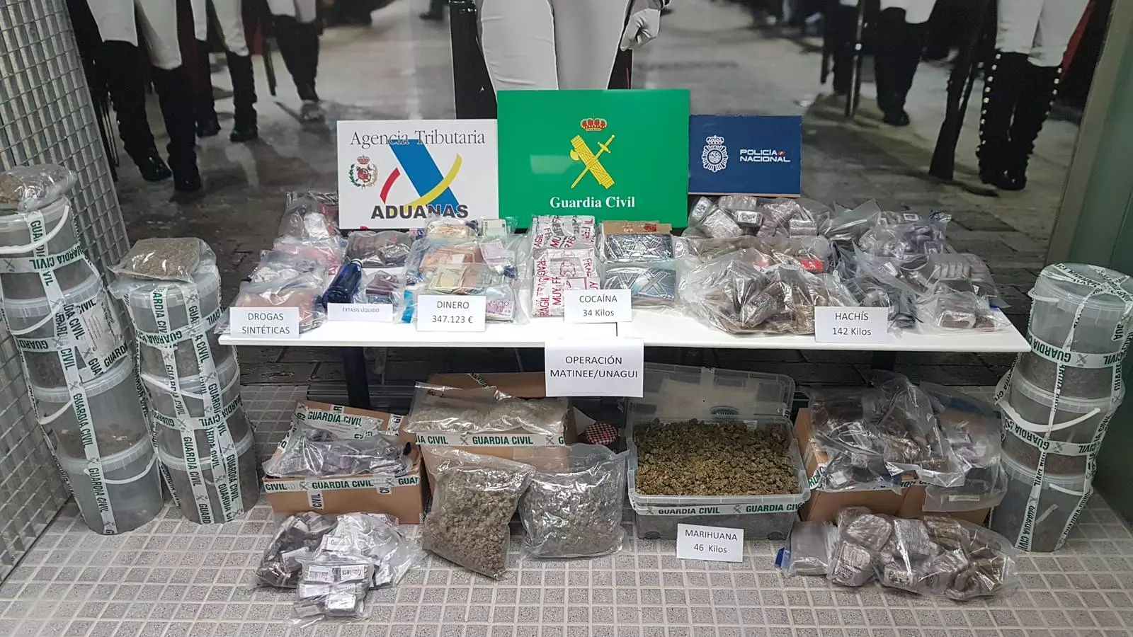 Substàncies i doblers intervinguts en l'operació antidroga.