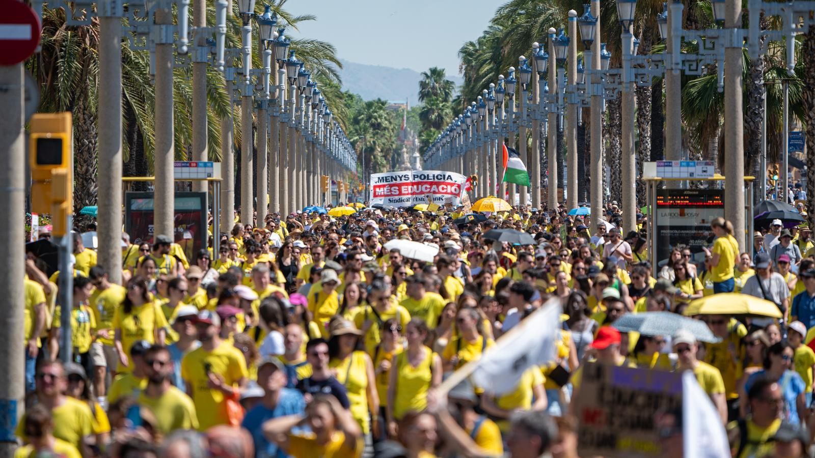 The demonstration of teachers in Barcelona, this Wednesday