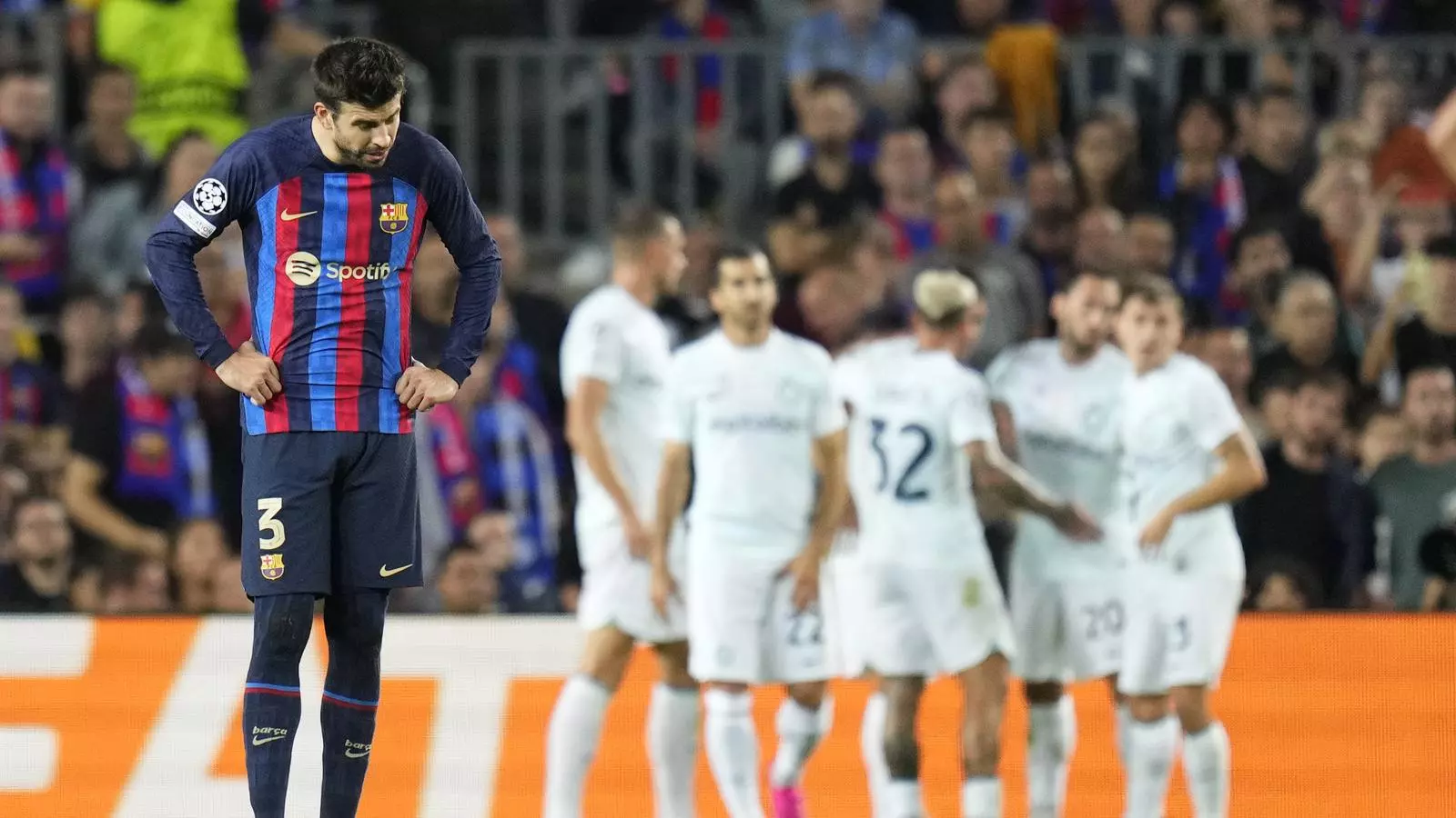 Piqué, trist després del segon gol de l'Inter