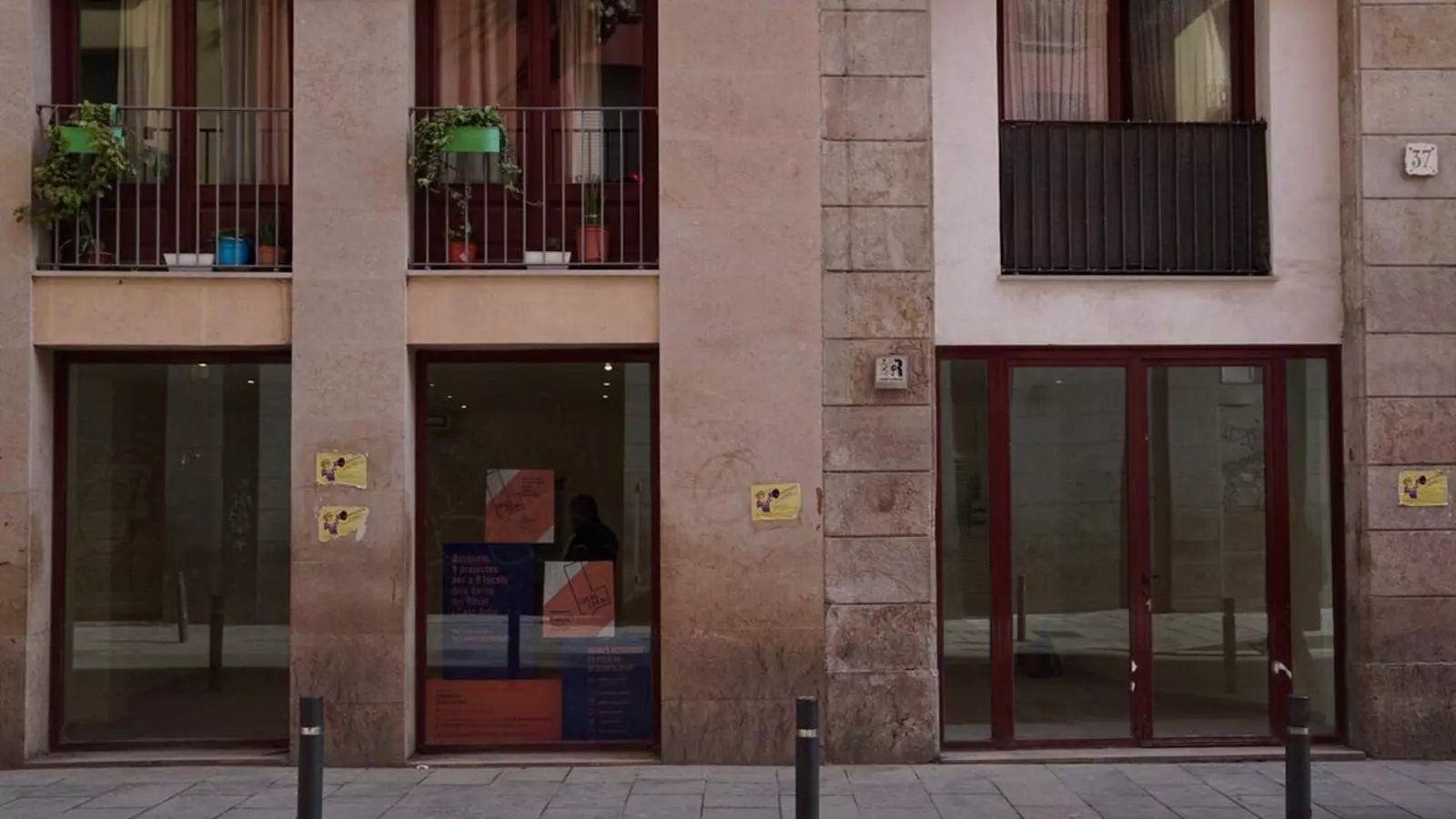 Barcelona busca projectes per a nou "baixos de protecció oficial"