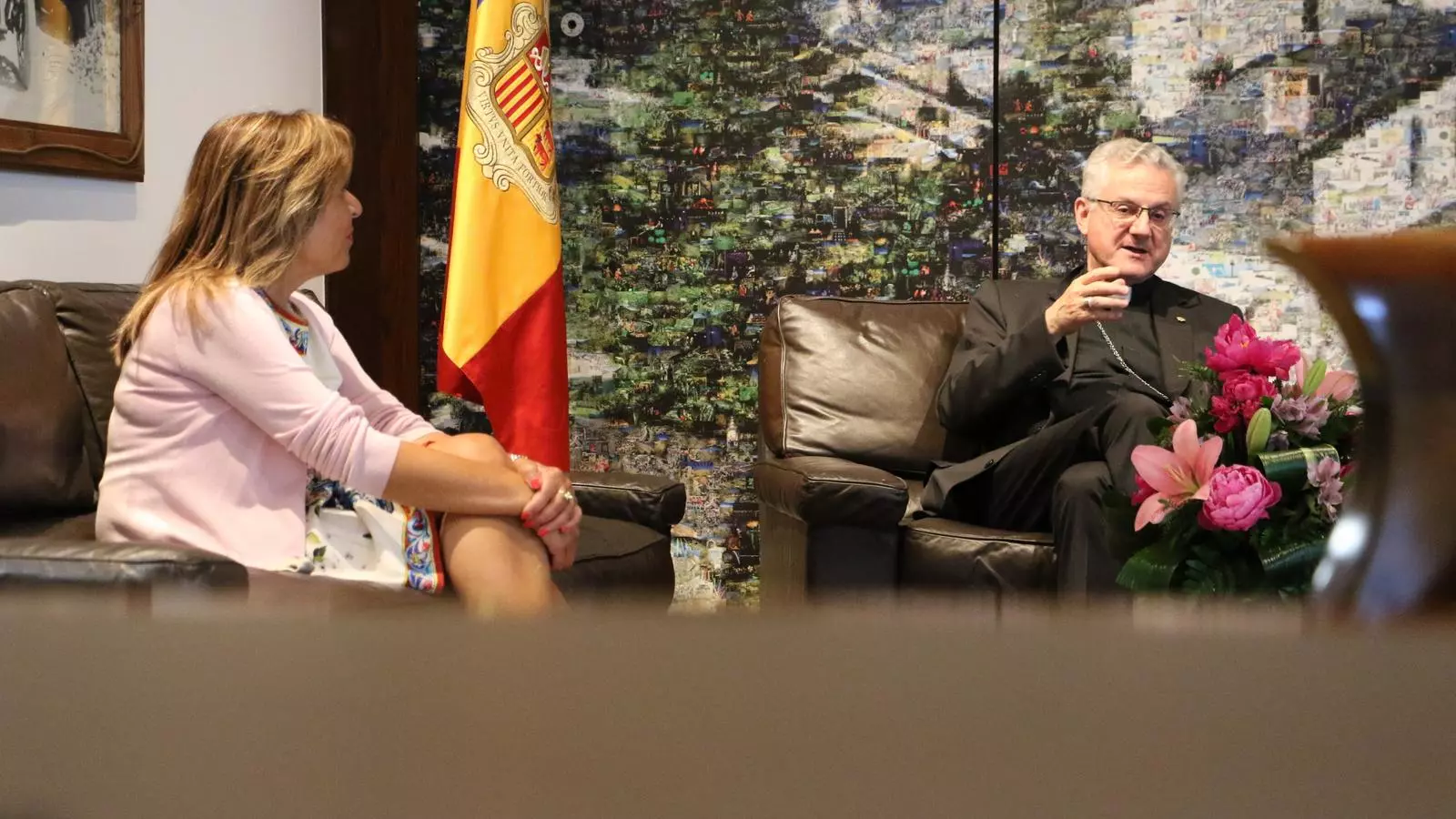 La trobada de divendres entre lcònsol major, Conxita Marsol i el copríncep episcopal, Joan-Enric Vives. / E.C. (ANA)