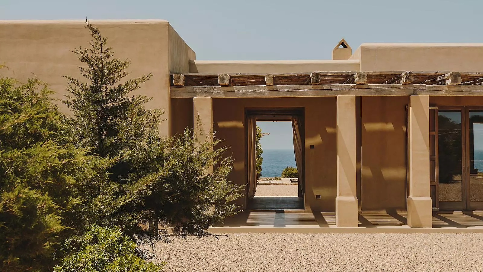 Casa a Formentera GCA Architects Habitar la terra i captar-ne l’energia