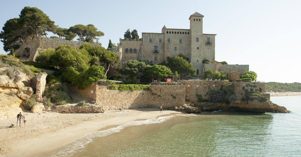 Un hombre de 82 años muere ahogado en la playa de Tamarit, en Tarragona