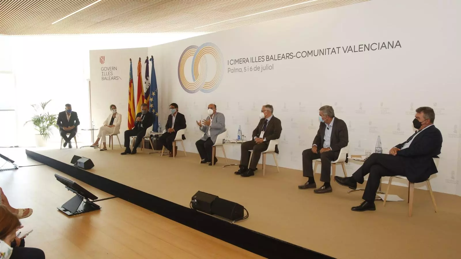 La digitalització, la connectivitat, la sostenibilitat i la possibilitat d'un nou model turístic han estat els temes cabdals tractats pels ponents