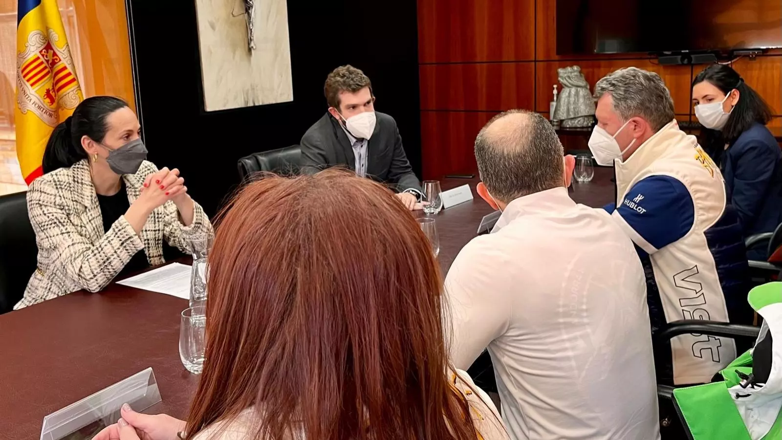 Un instant de la trobada entre els representants del comú de la Massana i una delegació de Bulgària.