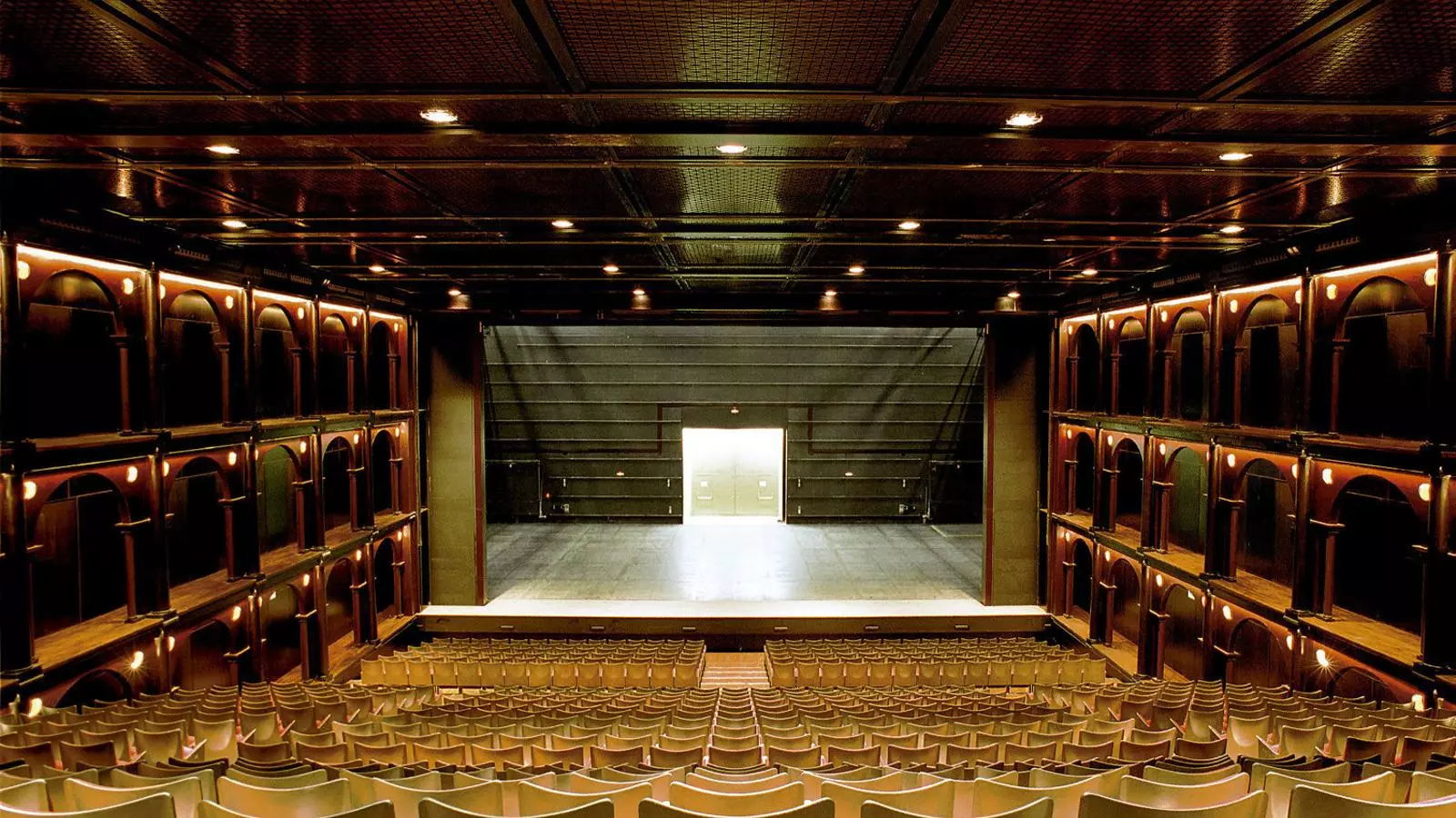 Sala Fabià Puigserver del Teatre Lliure.