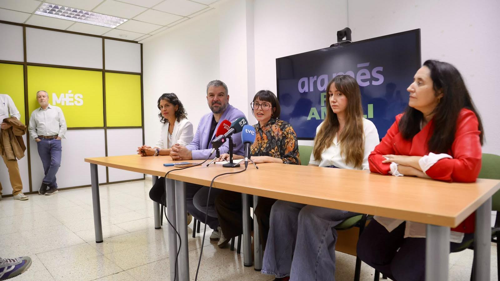 Representantes de la coalición Ara Més - Frente Amplio
