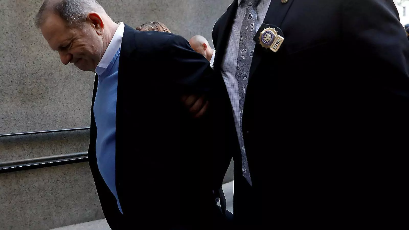 Harvey Weinstein als jutjats de Nova York.
