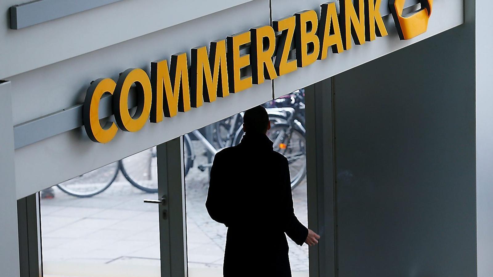 Commerzbank plummeted 8.5% on the Frankfurt Stock Exchange yesterday.