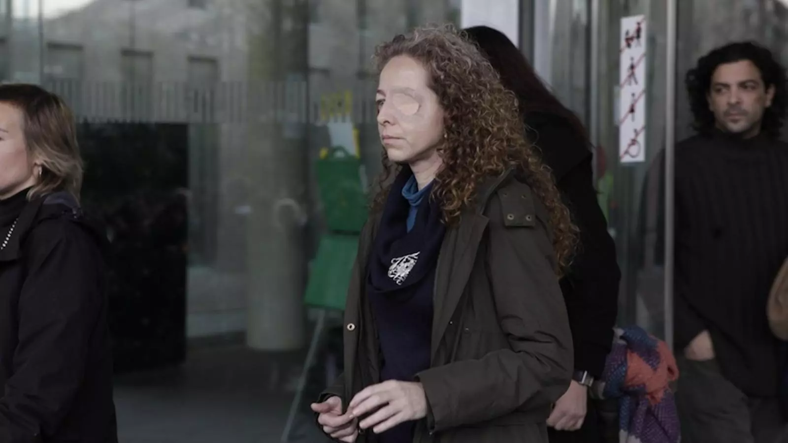 Ester Quintana surt del jutjat, aquest divendres / MANOLO GARCÍA
