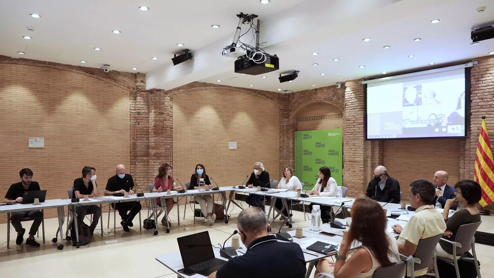 La primera reunió del Grup Horitzó, que assessora el Govern en polítiques R+D+I