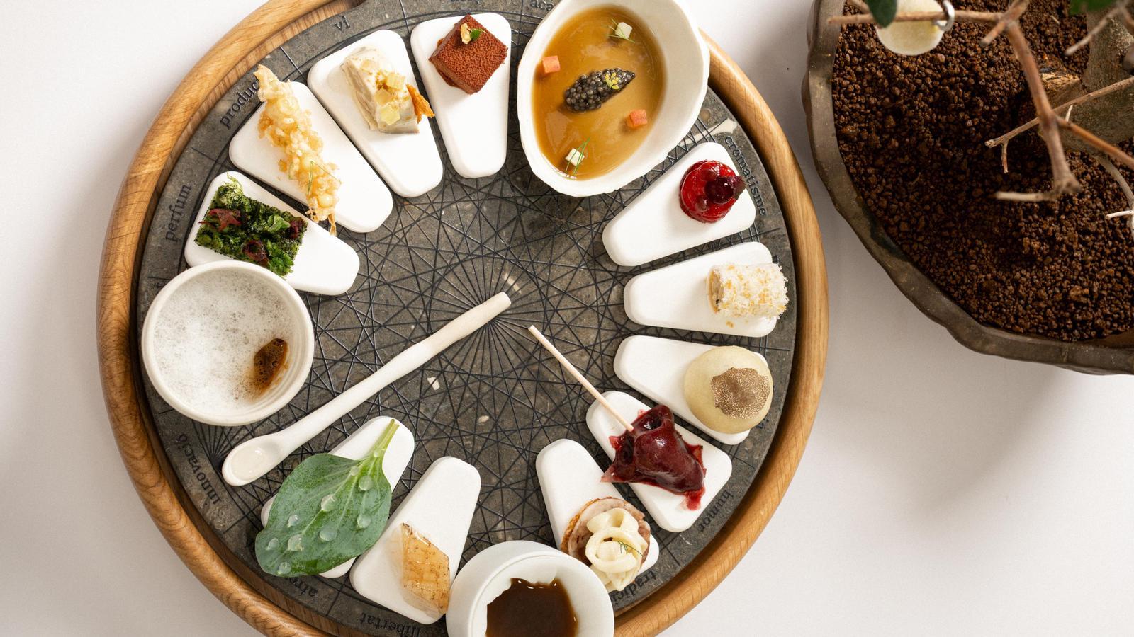 The dish inspired by the Ars combinatoria of Ramon Llull from El Celler de Can Roca.