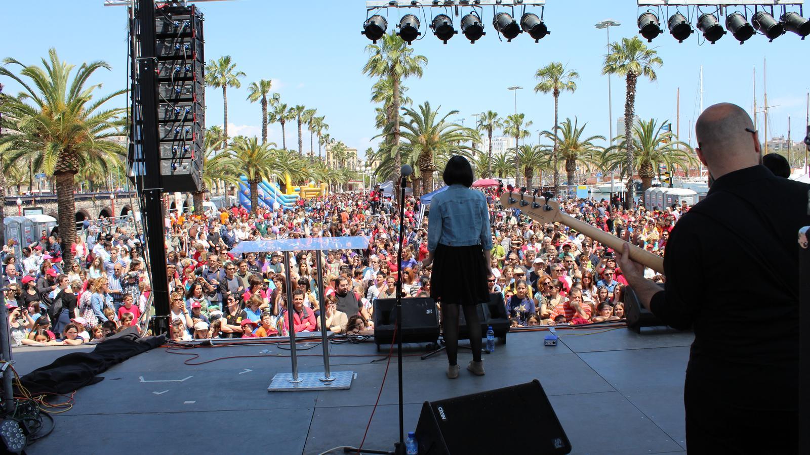 Moment dels actes matinals de la festa en suport de la Corporació