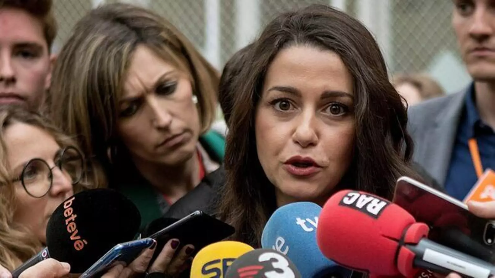 Arrimadas es postula per dirigir Ciutadans: "Em sento amb força per assumir el repte"