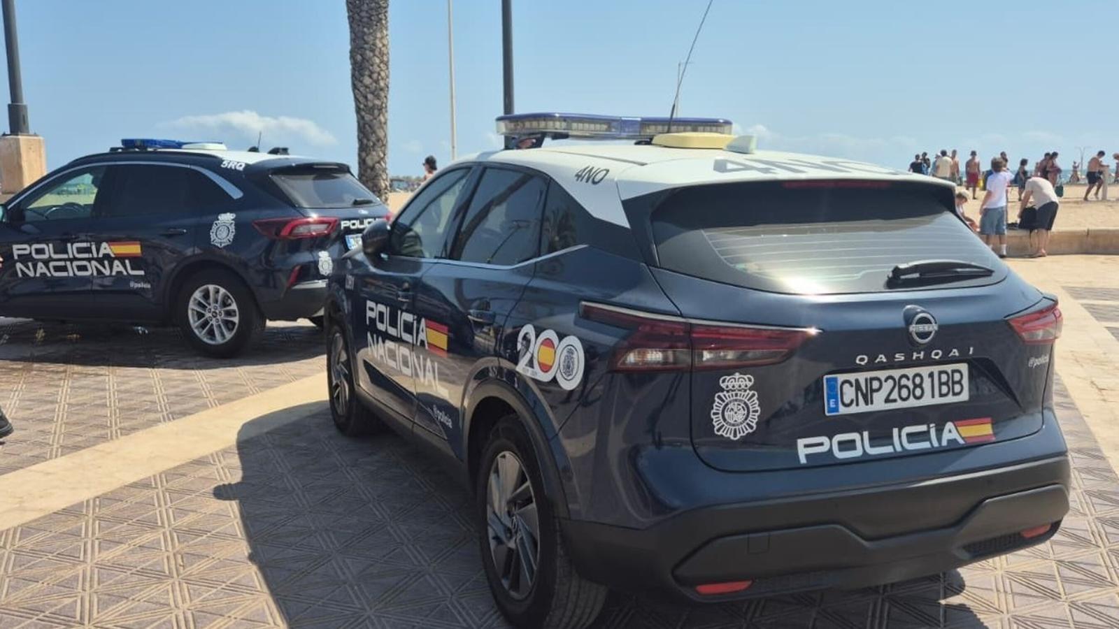 The bladed weapon used had a ten-centimeter blade and has been intervened by agents