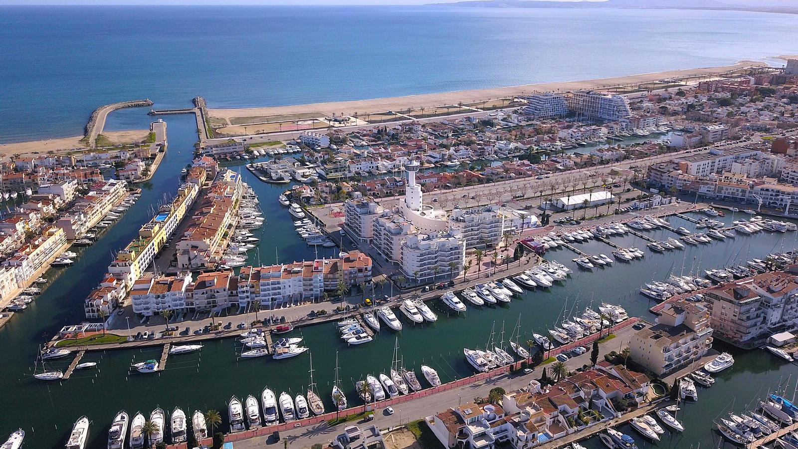 Una vista de Empuriabrava