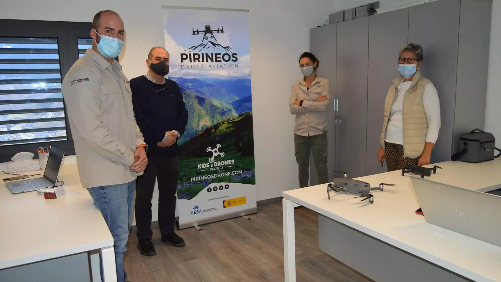 Pirineos Drone Aviation s’installe en CEI deth Conselh Generau d’Aran e se hig a HèPic. / CGA