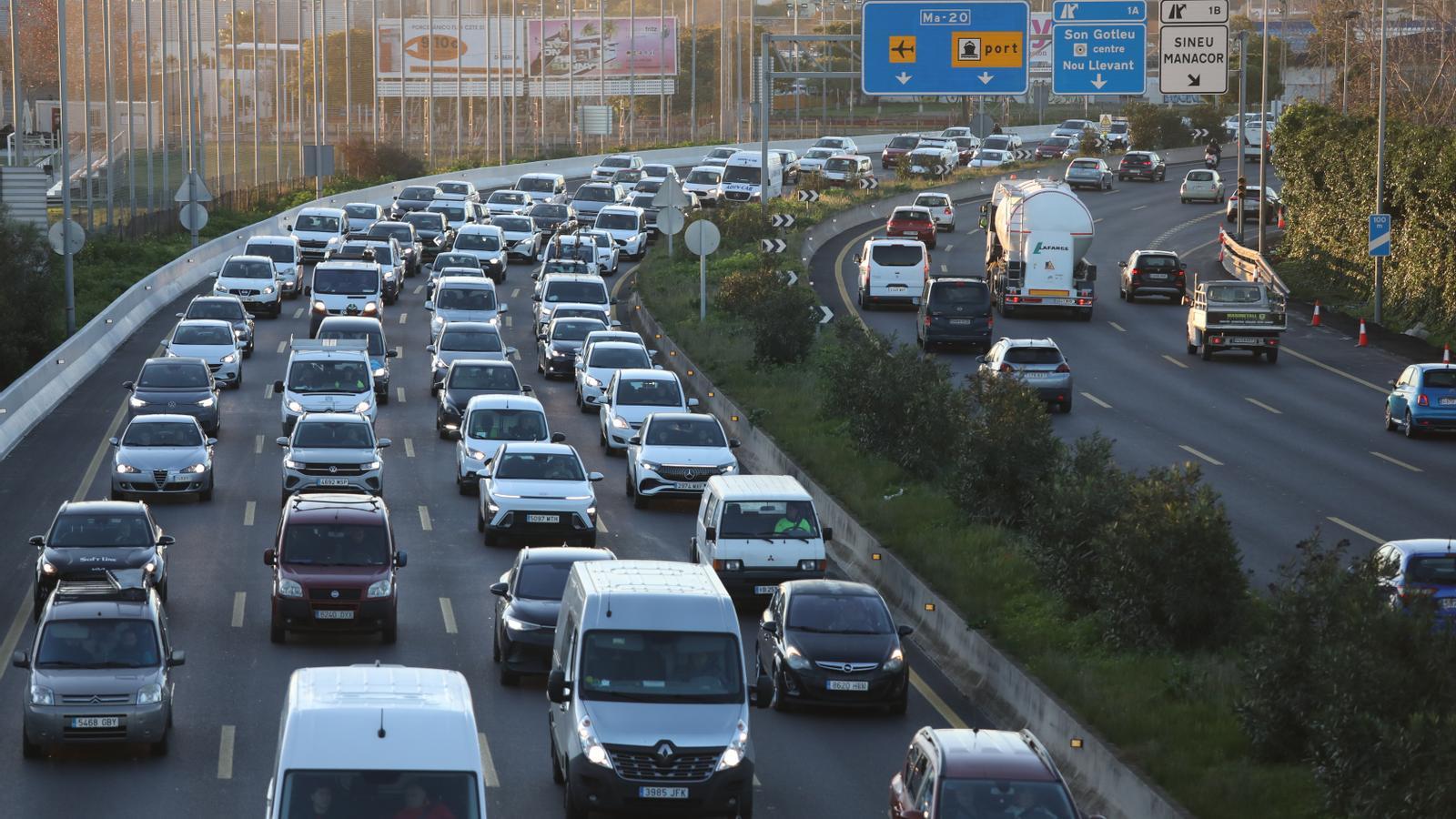 The Mallorca Council will establish the vehicle limit on an annual or biennial basis.