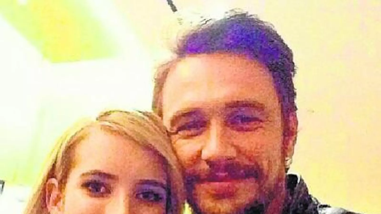 ‘Selfie’ o autofoto? La tecnologia
Sacseja el diccionari El culebró de la paraula ‘blog’ Com diem ‘engagement’ i ‘showroom’? Pinçar, despinçar i fer un toc a la tauleta