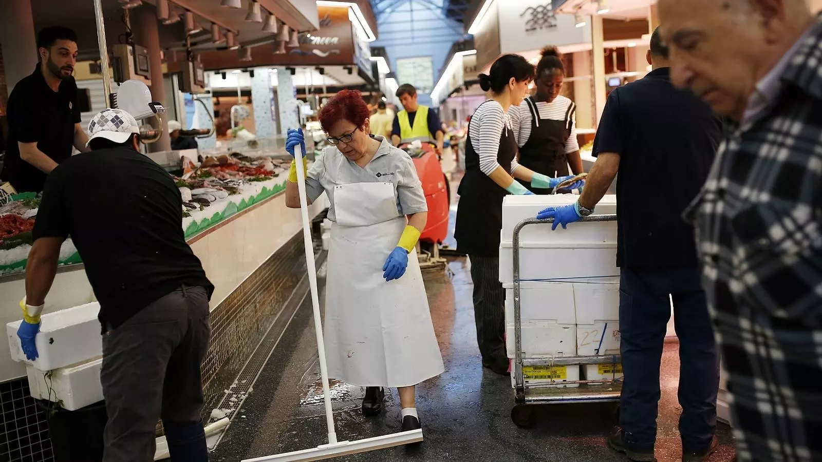 El Mercat de Sant Antoni, aquest dimecres, a punt de reobrir després de 112 mesos