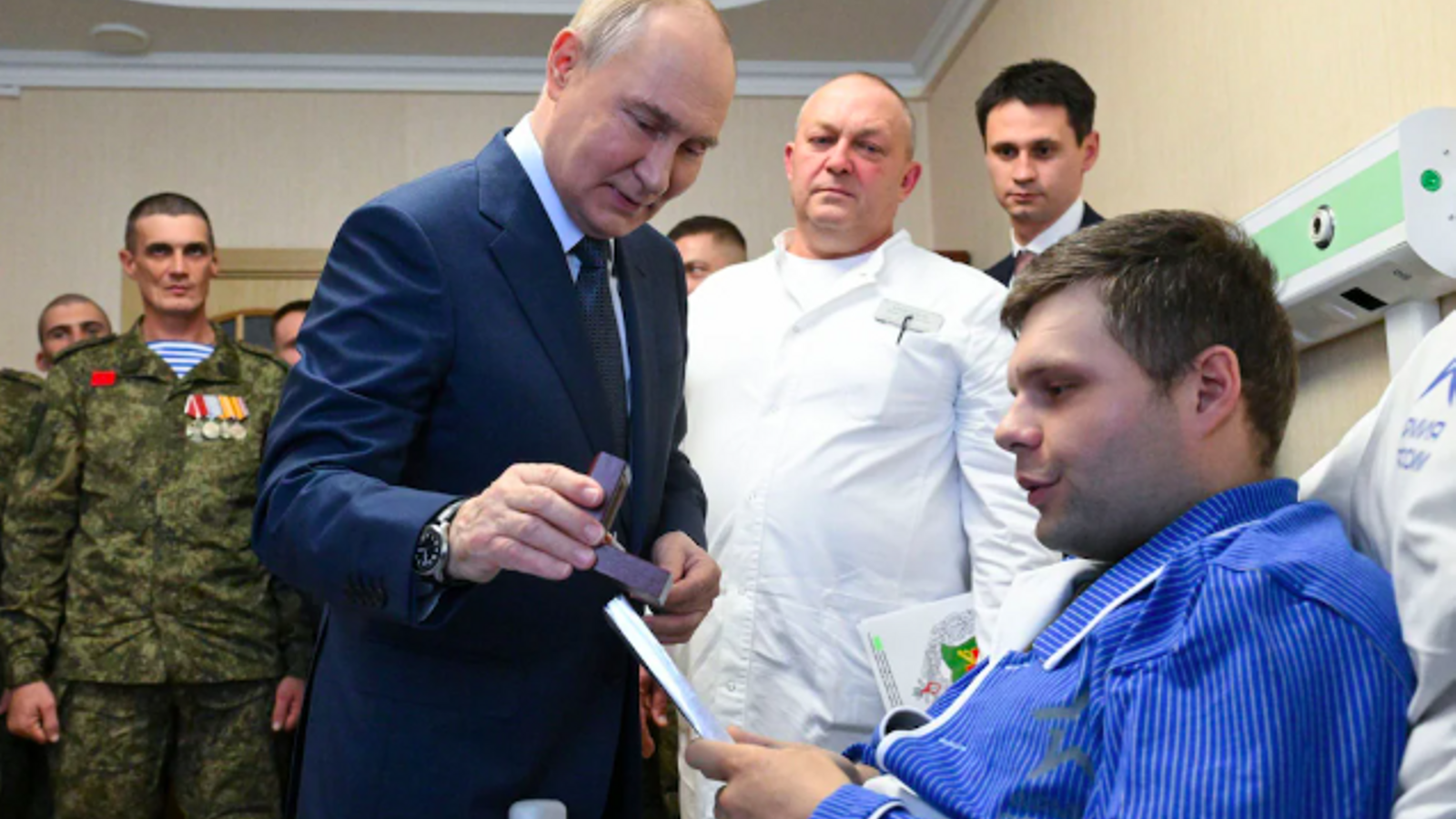 Putin, during his visit to a military hospital in Moscow.