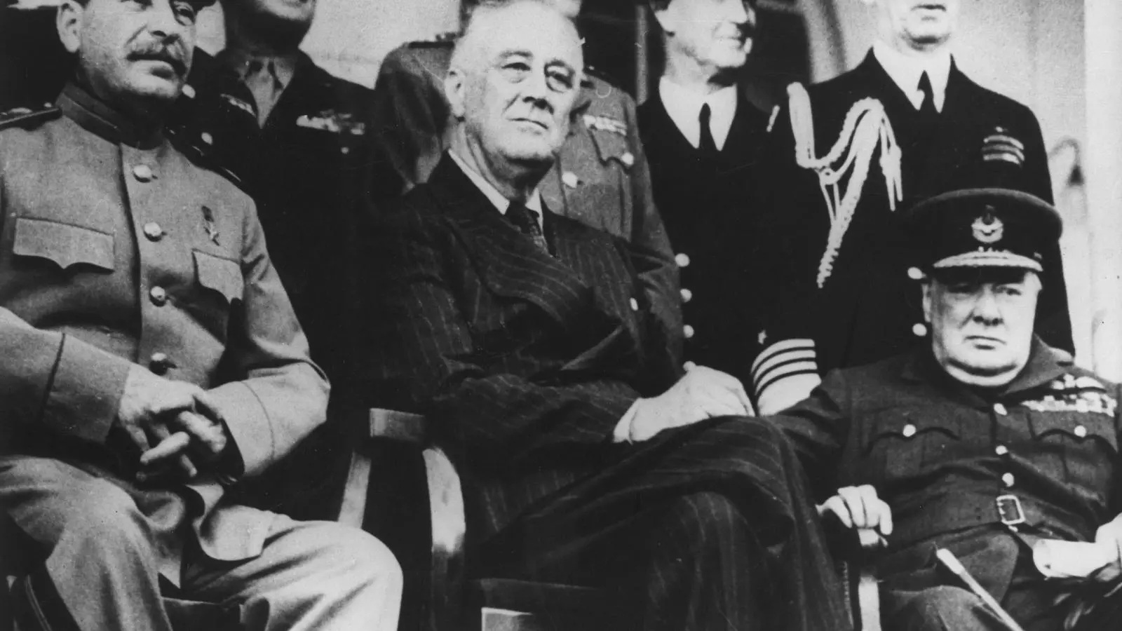 Joseph Stalin, Franklin D. Roosevelt i Winston Churchill el 1943 a Teheran.