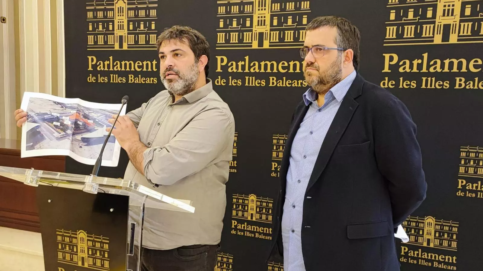 El diputat de MÉS per Mallorca, Josep Ferrà, i el senador ecosobiranista, Vicenç Vidal