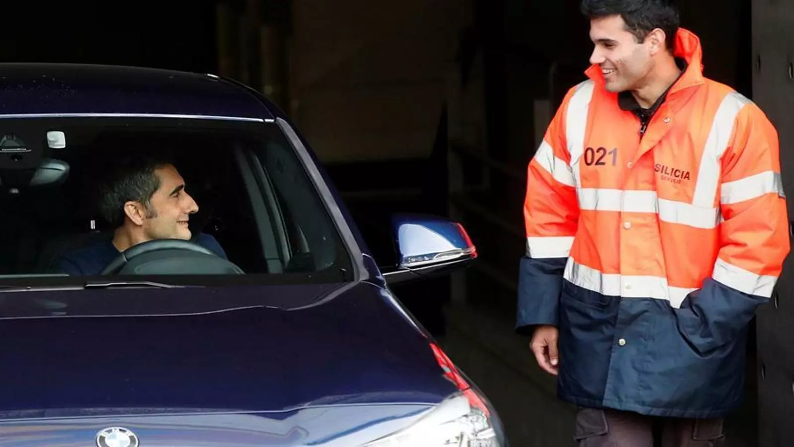 Valverde, abandonant la Ciutat Esportiva