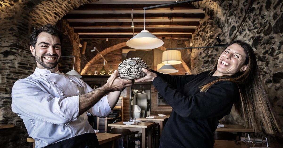 Entre la memòria de l’àvia i la mirada contemporània: així és el restaurant de l’Alexandre i la Mònica