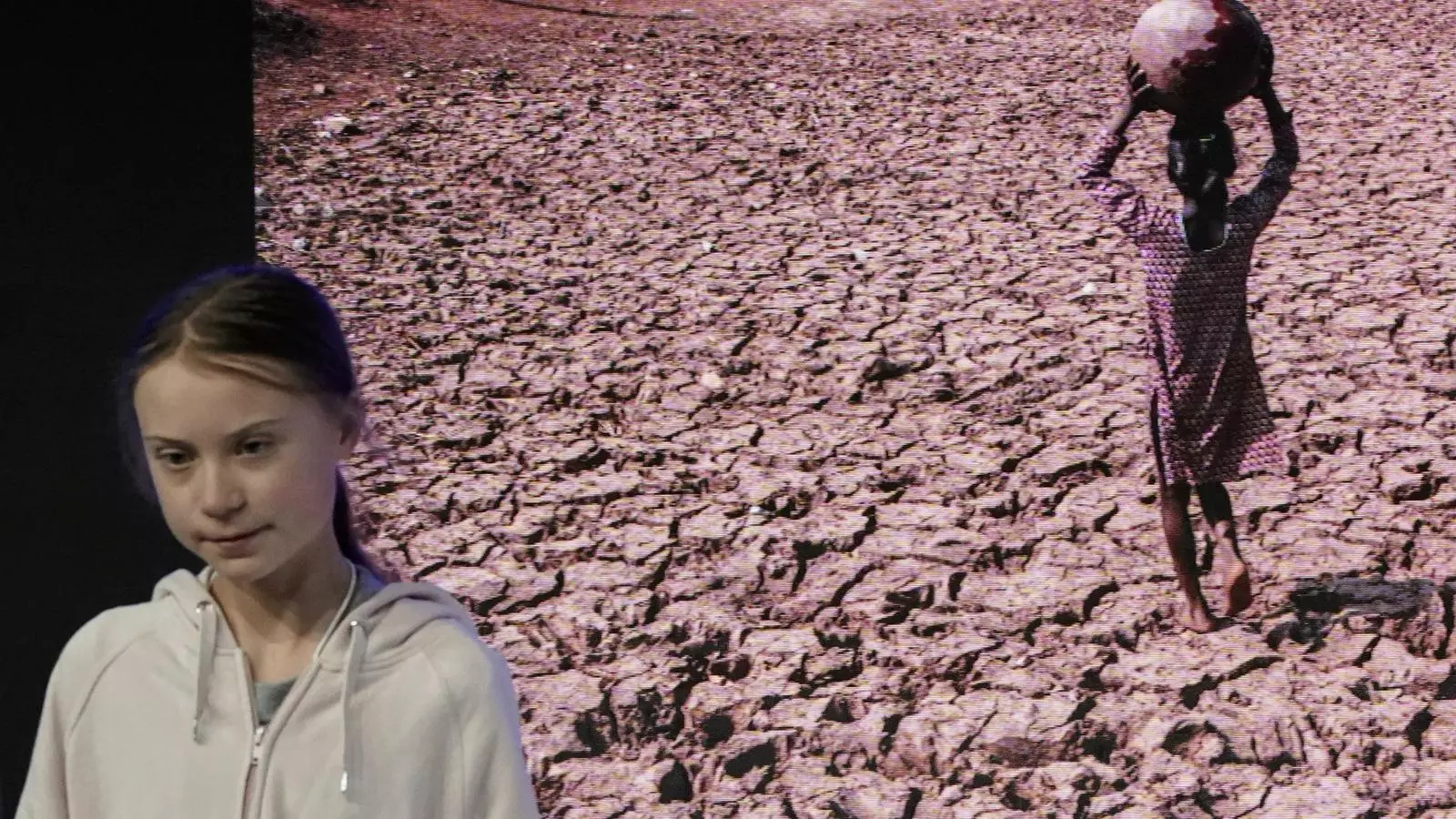La jove activista sueca Greta Thunberg durant el seu primer discurs a Davos.