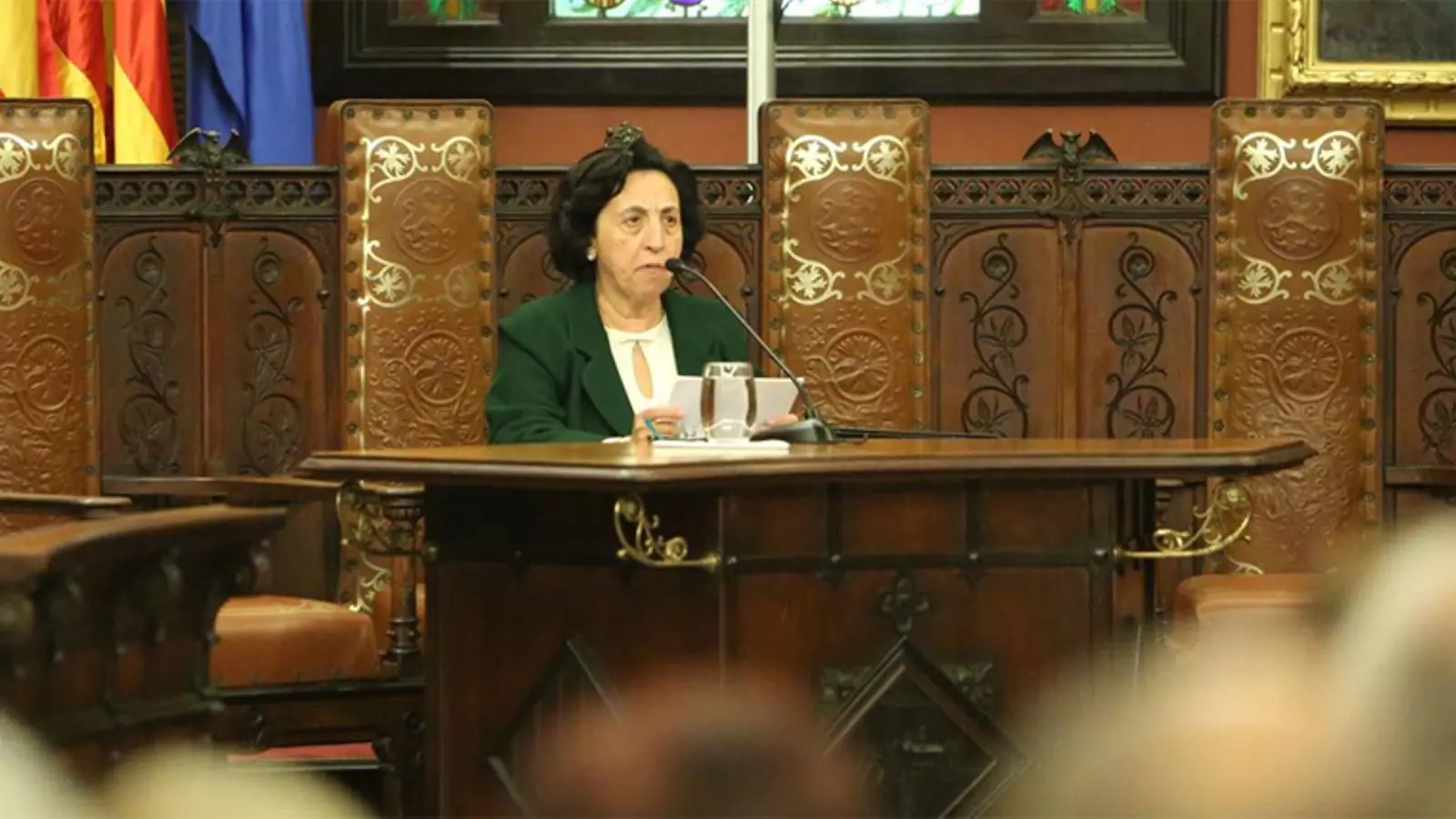 Maria Barceló llegint el pregó de la Festa de l'Estendard