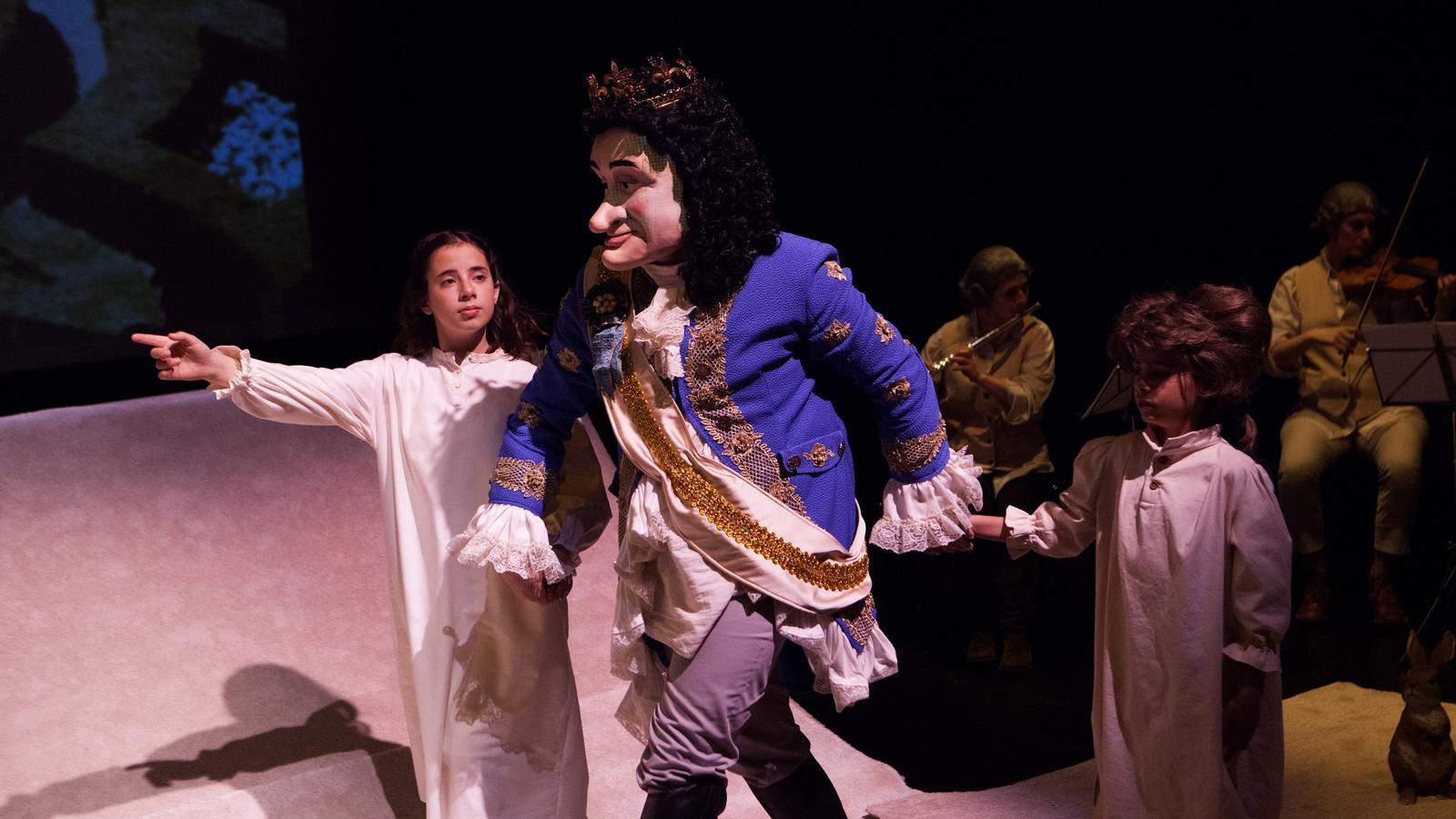 'Mozartland' és un espectacle familiar, pensat per nens a partir de 3 i 4 anys, on es parla del joc i tothom s’ho passa bé