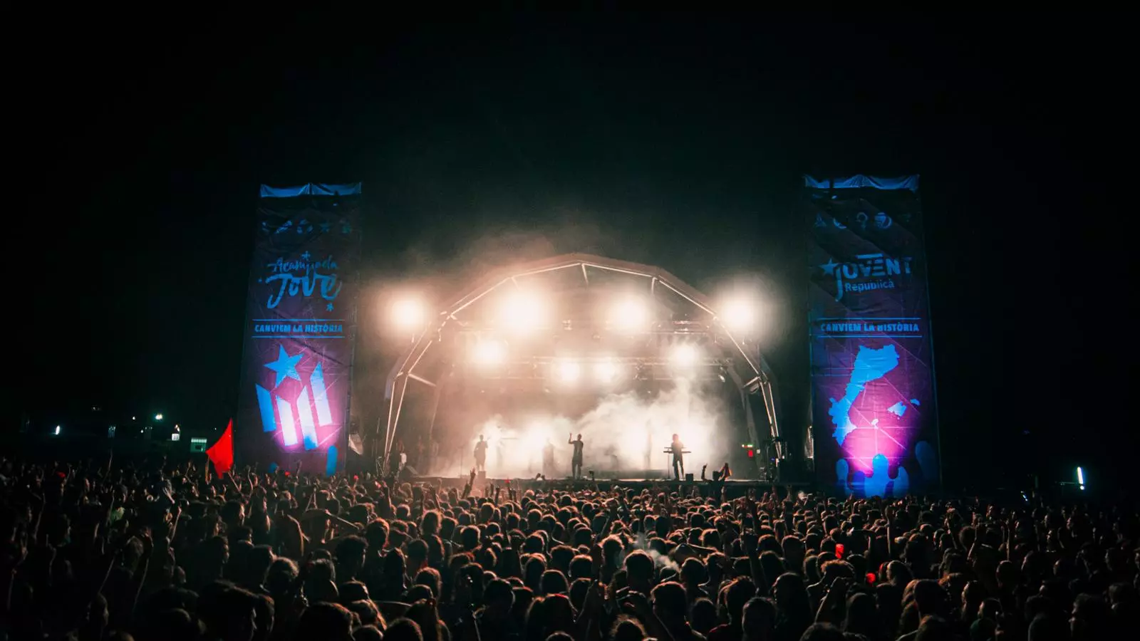 Imatge del concert d'Oques Grasses a l'Acampada Jove 2019.