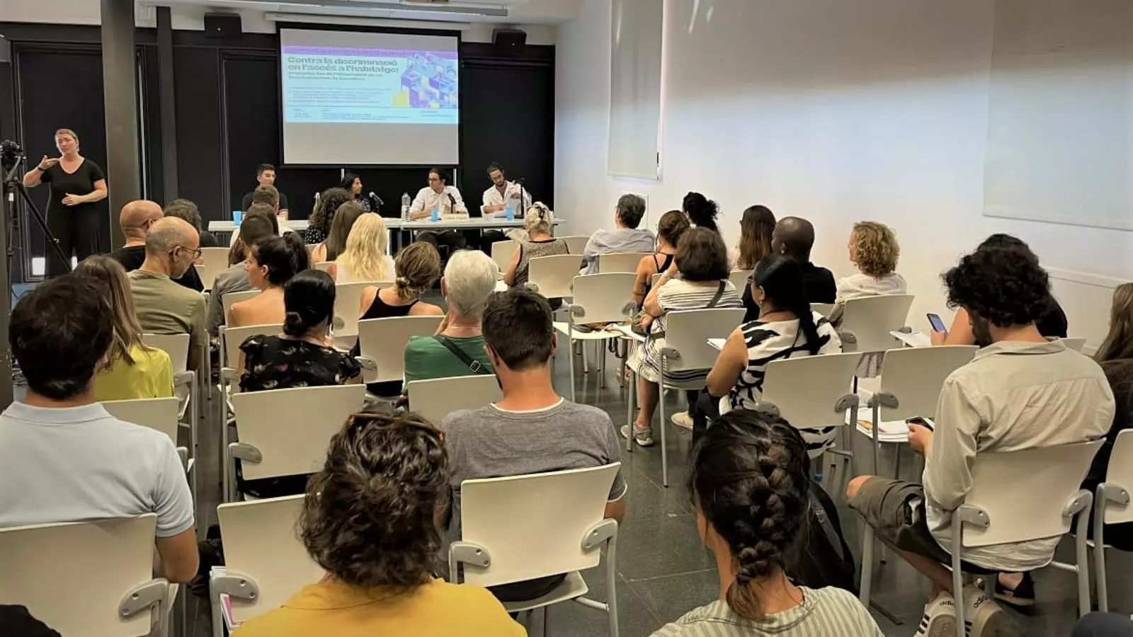 Presentació de l'últim Informe de Discriminacions a Barcelona