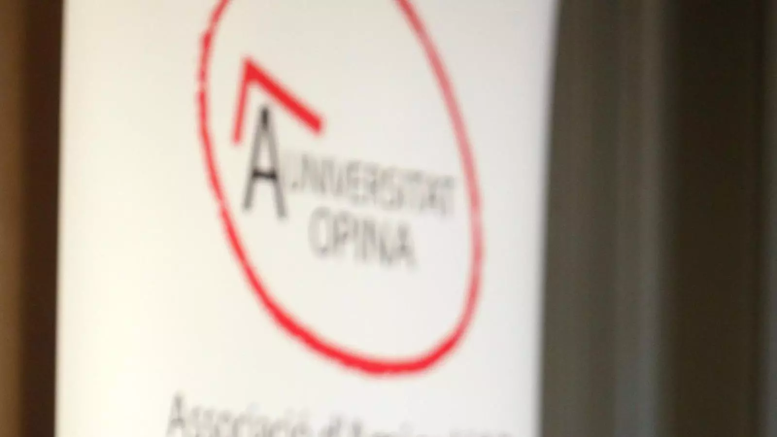 Colau denunciarà Cifuentes per vincular la PAH amb ETA