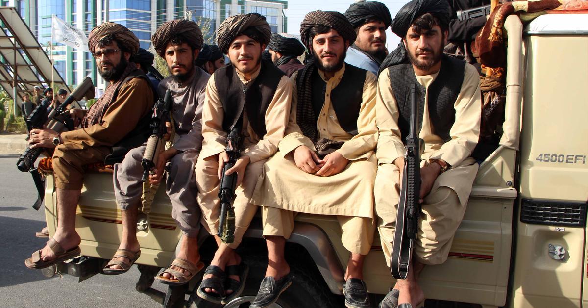 Talibanec Los talibanes consolidan su régimen después de tres años en el poder
