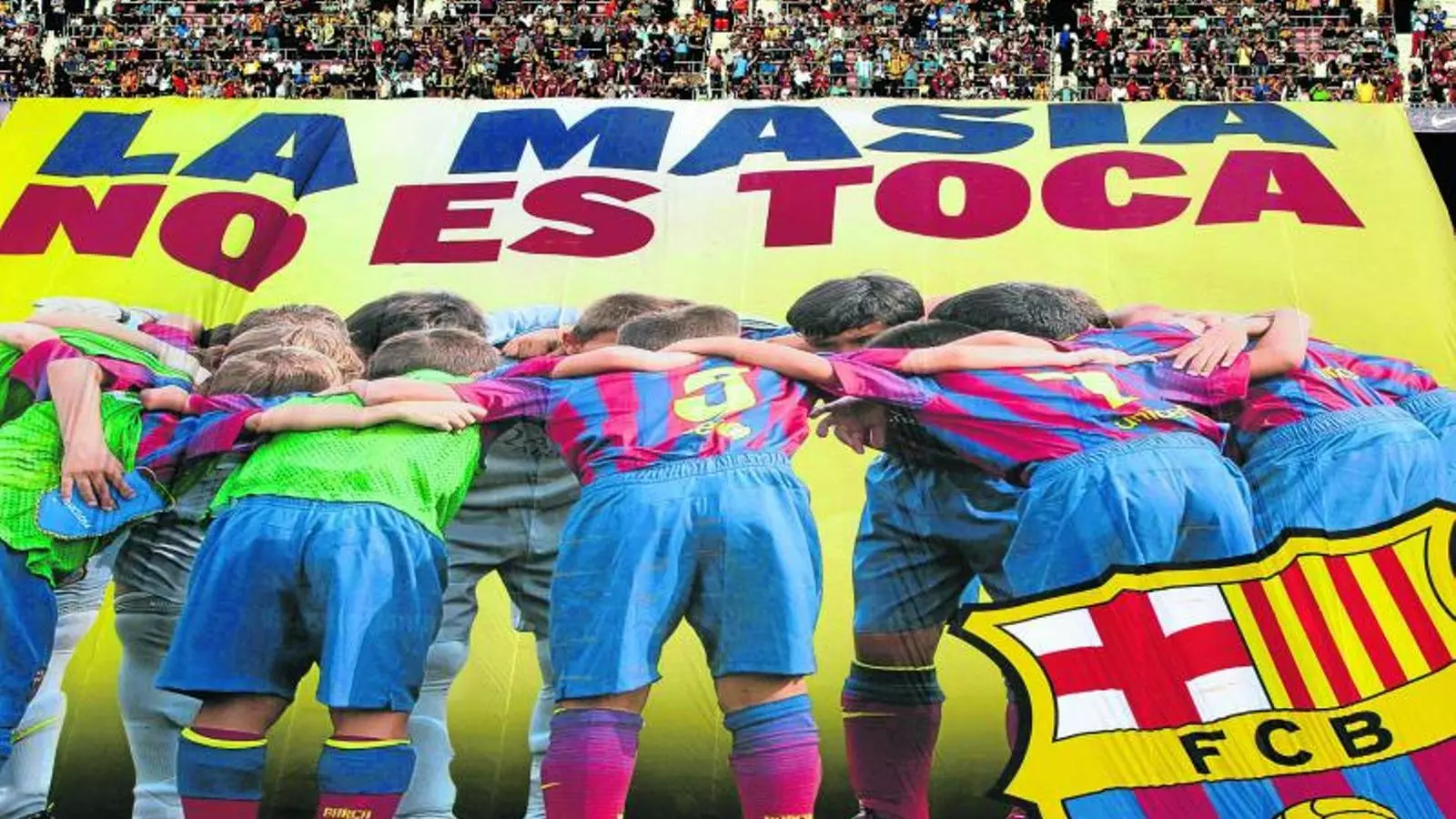 Els nois de La Masia guanyen badallant