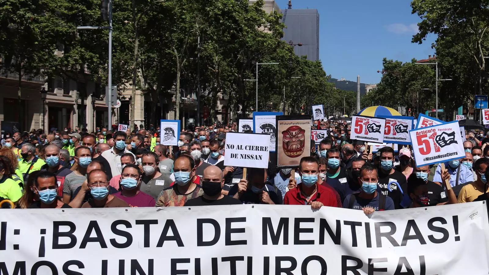 Els treballadors de Nissan al passeig de Gràcia.