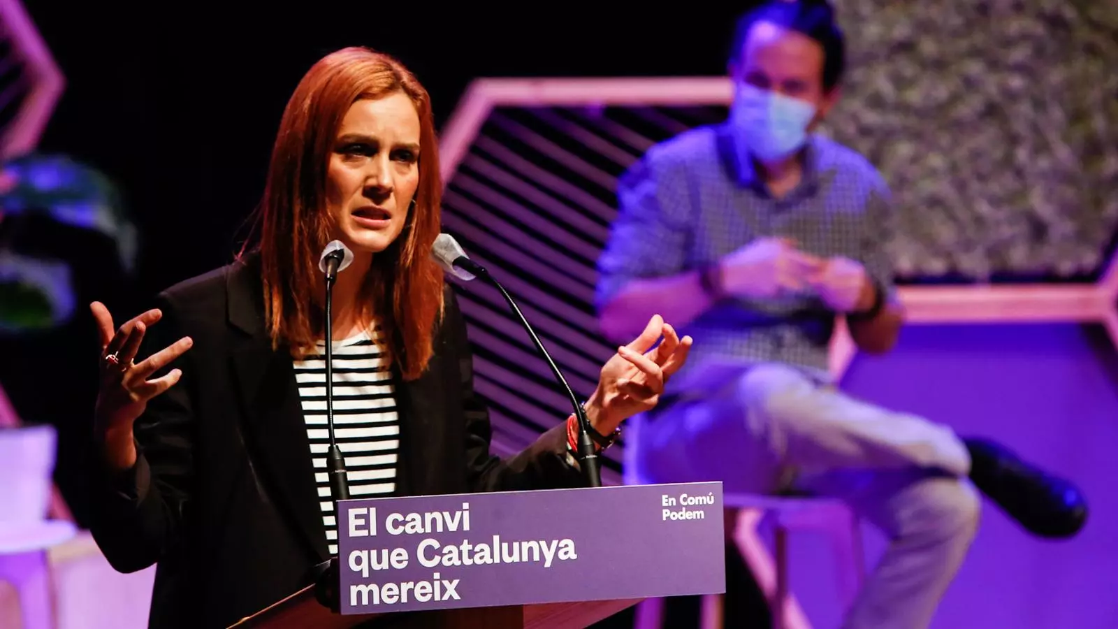 Jéssica Albiach a l'acte dels comuns del Poblenou de Barcelona